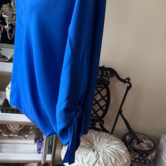 Zara Cobalt Blue V-Neck Blouse - Picture 2 of 6